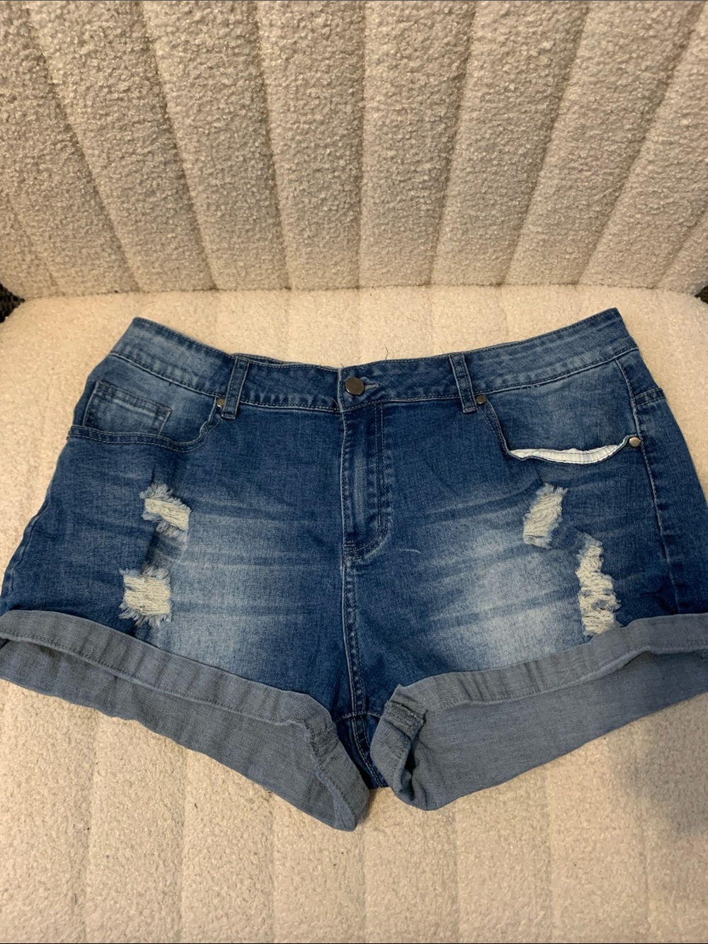 Amazon Blue Distressed Rolled-Hem Women’s Jean Shorts